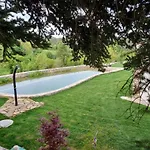 Shamare & Wellness * Hrpelje