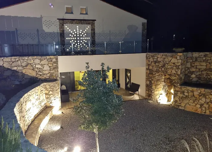 Shamare & Wellness * Hrpelje